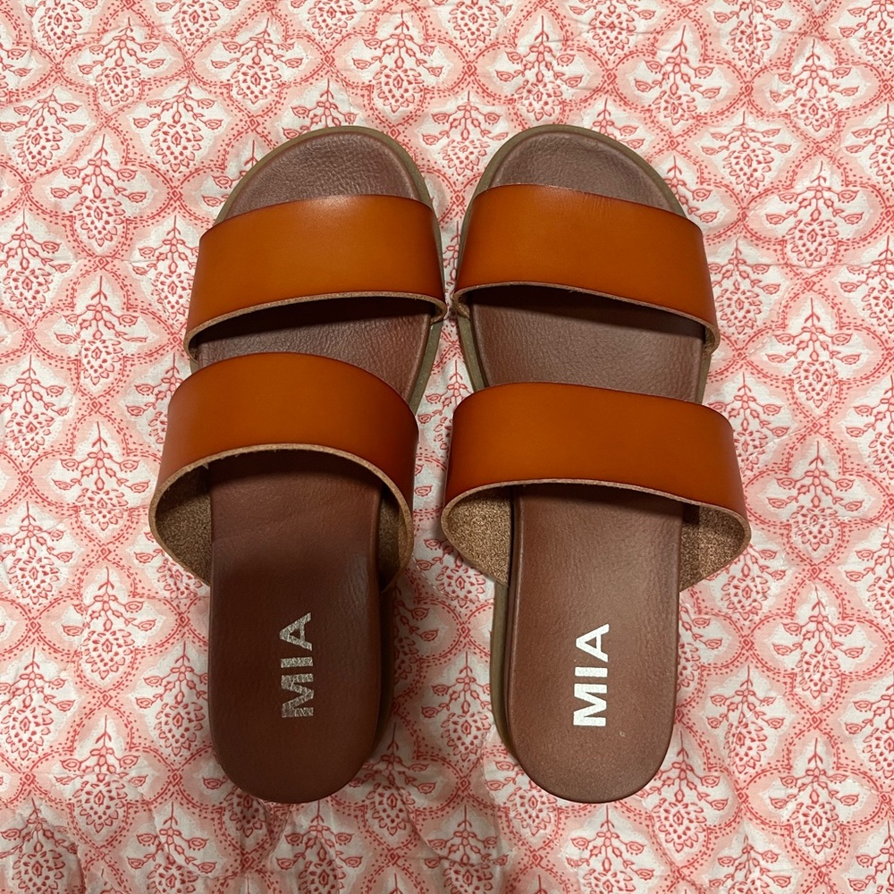 MIA Women's Tan Slide Sandals